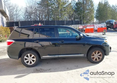 2012 Toyota Highlander Base V6 z USA, uszkodzony, nr VIN 5TDBK3EH9CS165033